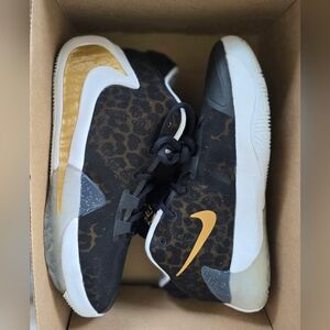 Nike Zoom Freak LEOPARD Black and Gold Patterned Sneakers